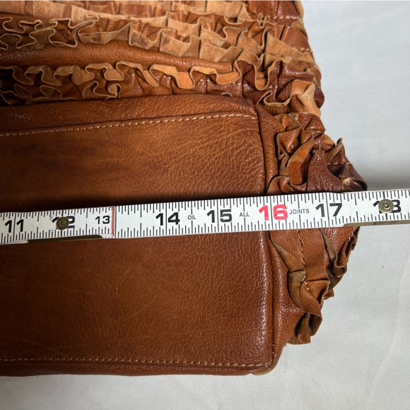 Vintage MOSCHINO Cheap and Chic Brown Leather Ruffle Shoulder Bag Purse Handbag - Picture 14 of 16